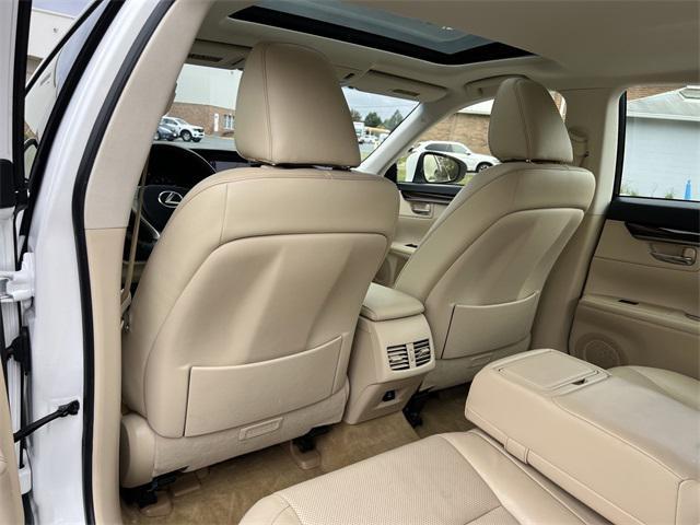 used 2013 Lexus ES 350 car, priced at $17,981