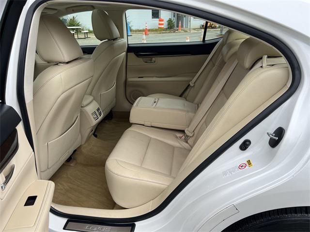 used 2013 Lexus ES 350 car, priced at $17,981