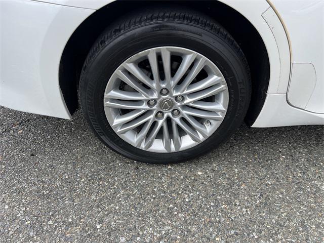 used 2013 Lexus ES 350 car, priced at $17,981