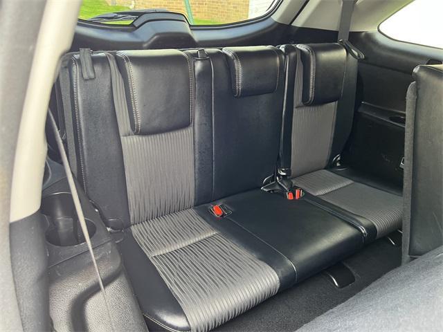 used 2017 Toyota Highlander car, priced at $14,581