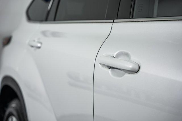 used 2022 Toyota Highlander car, priced at $37,565