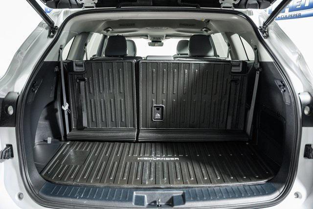 used 2022 Toyota Highlander car, priced at $37,565