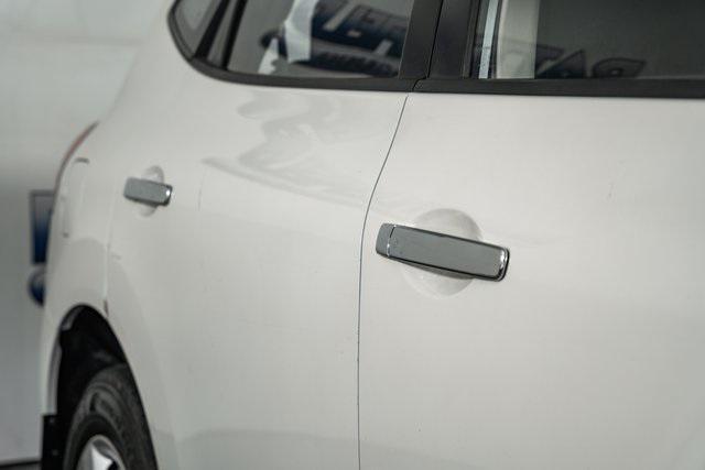 used 2014 Nissan Rogue Select car, priced at $7,000