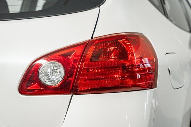 used 2014 Nissan Rogue Select car, priced at $7,000