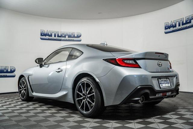new 2025 Toyota GR86 car, priced at $31,894