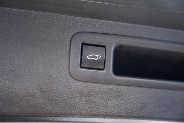 used 2022 Toyota Highlander Hybrid car, priced at $41,998