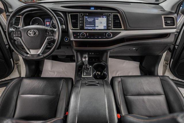used 2019 Toyota Highlander car, priced at $16,500