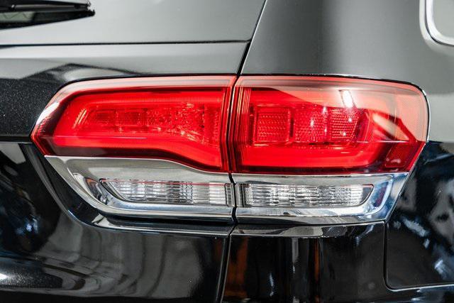 used 2022 Jeep Grand Cherokee car, priced at $25,929