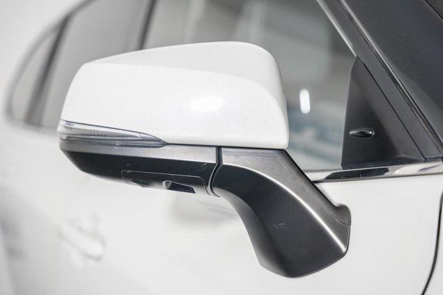 used 2021 Toyota Highlander Hybrid car, priced at $28,995