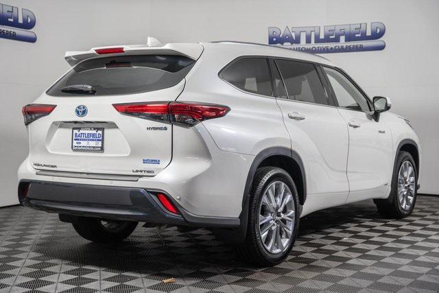 used 2021 Toyota Highlander Hybrid car, priced at $28,995