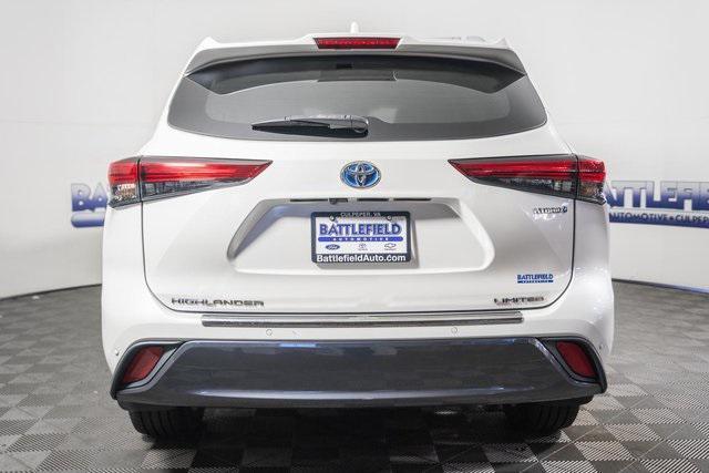 used 2021 Toyota Highlander Hybrid car, priced at $28,995