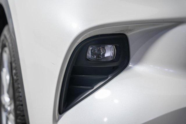 used 2021 Toyota Highlander Hybrid car, priced at $28,995