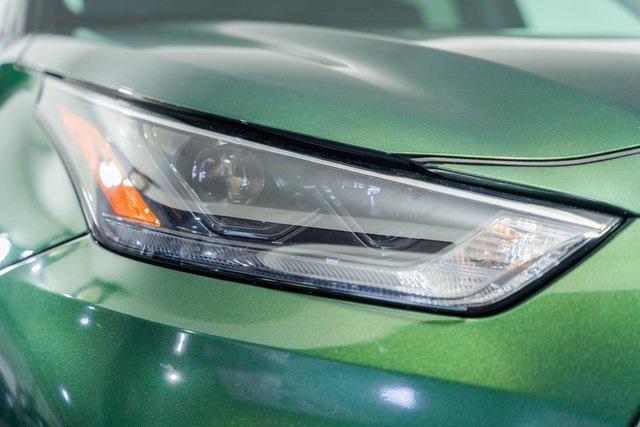 used 2024 Toyota Highlander car, priced at $43,995