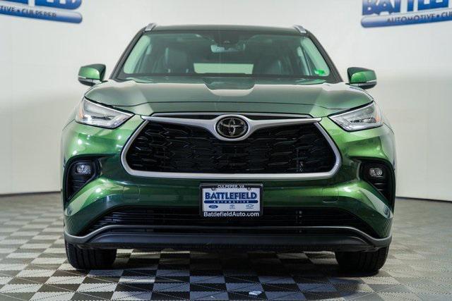 used 2024 Toyota Highlander car, priced at $43,995