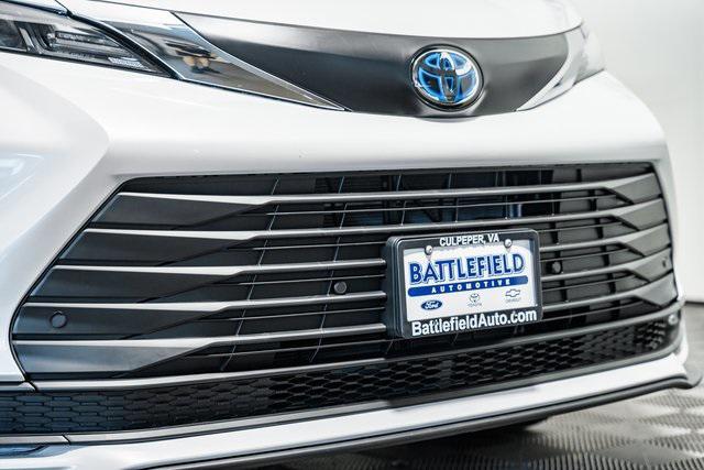 new 2025 Toyota Sienna car, priced at $49,950