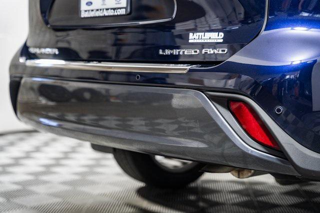used 2021 Toyota Highlander car, priced at $31,852