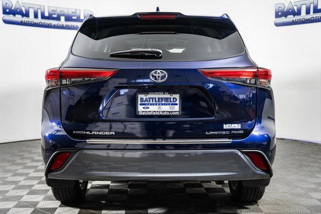 used 2021 Toyota Highlander car, priced at $31,852