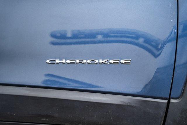 used 2021 Jeep Cherokee car, priced at $20,995