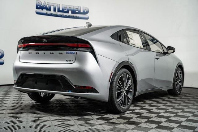 new 2025 Toyota Prius car, priced at $34,978