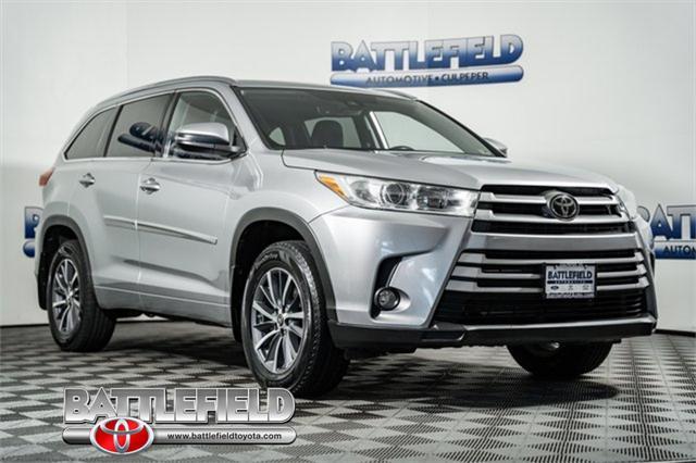 used 2018 Toyota Highlander car, priced at $26,995