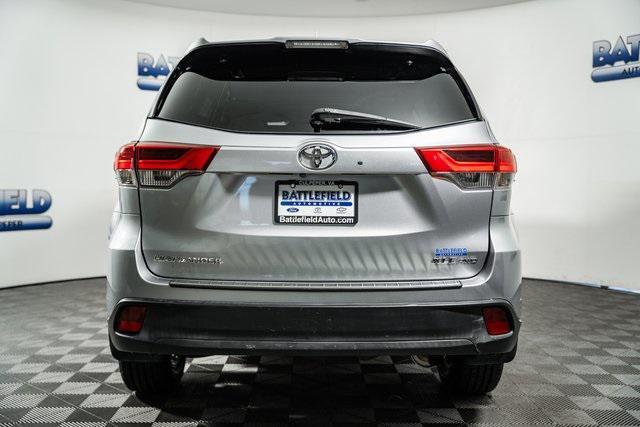 used 2018 Toyota Highlander car, priced at $26,995