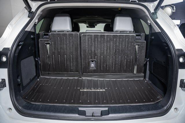 used 2022 Toyota Highlander Hybrid car, priced at $33,500