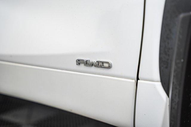 used 2022 Toyota Highlander Hybrid car, priced at $33,500