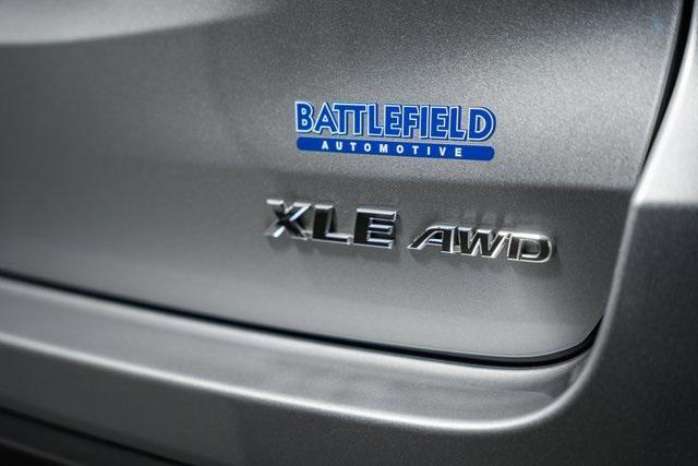 used 2019 Toyota Highlander car, priced at $32,500