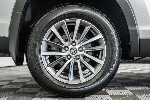 used 2019 Toyota Highlander car, priced at $32,500