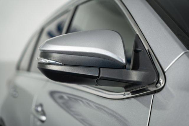 used 2019 Toyota Highlander car, priced at $32,500