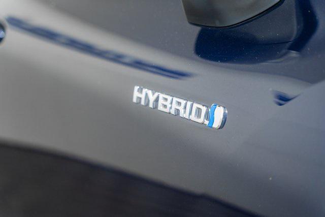 used 2020 Toyota Highlander Hybrid car, priced at $29,994