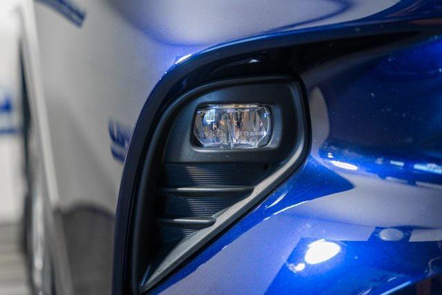 used 2020 Toyota Highlander Hybrid car, priced at $29,994