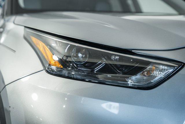 used 2023 Toyota Highlander car, priced at $37,995
