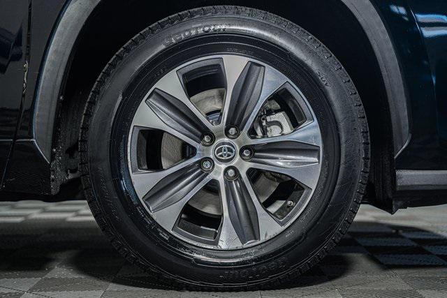used 2020 Toyota Highlander car, priced at $23,995