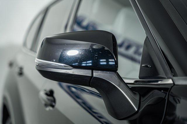 used 2020 Toyota Highlander car, priced at $23,995