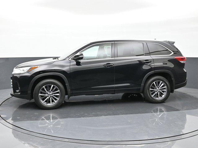 used 2017 Toyota Highlander car, priced at $21,895