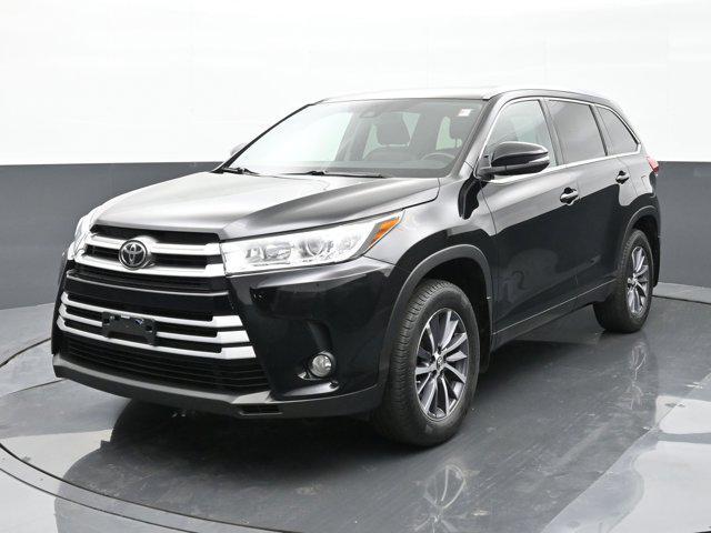 used 2017 Toyota Highlander car, priced at $21,895