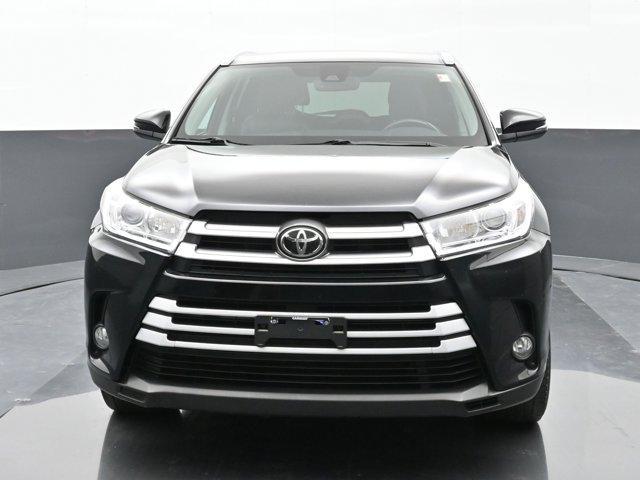 used 2017 Toyota Highlander car, priced at $21,895