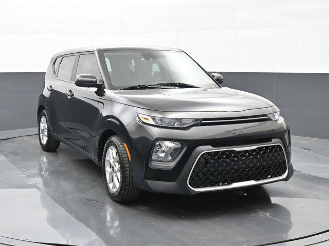 used 2022 Kia Soul car, priced at $12,995