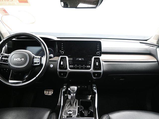 used 2022 Kia Sorento car, priced at $27,187