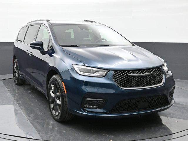 used 2022 Chrysler Pacifica car, priced at $32,895