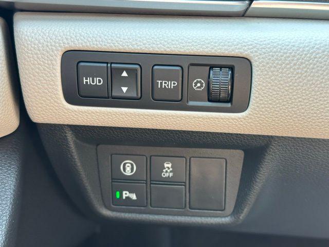 used 2021 Honda Accord Hybrid car, priced at $25,290