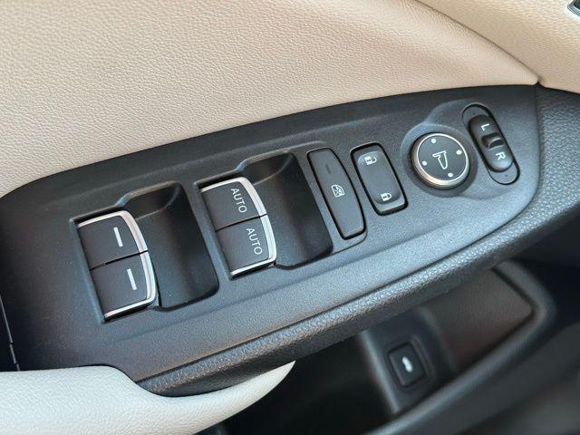 used 2021 Honda Accord Hybrid car, priced at $25,290