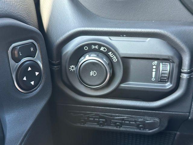 new 2025 Jeep Wrangler car, priced at $53,433