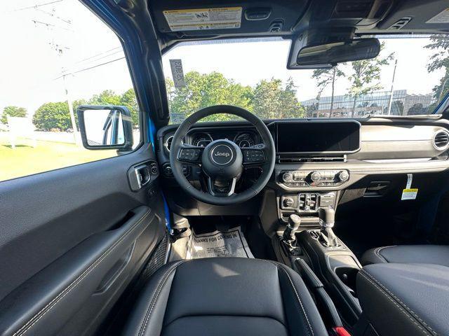 new 2025 Jeep Gladiator car, priced at $46,418