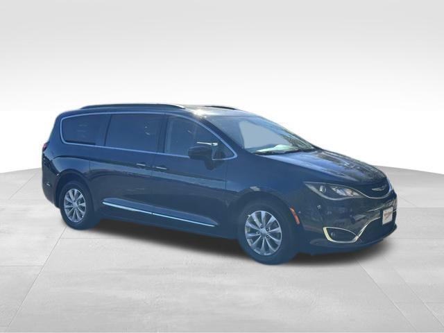 used 2017 Chrysler Pacifica car, priced at $12,000
