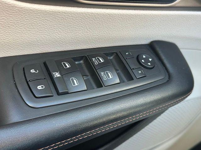 used 2017 Chrysler Pacifica car, priced at $12,000