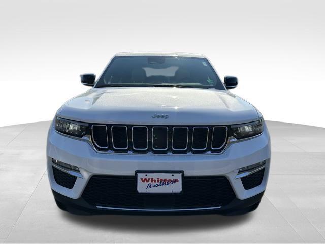 new 2025 Jeep Grand Cherokee car, priced at $40,627