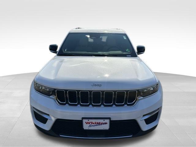 new 2025 Jeep Grand Cherokee car, priced at $40,627