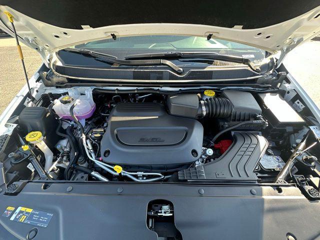new 2025 Chrysler Pacifica car, priced at $47,767